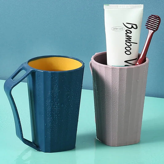 MUG porte brosse à dents