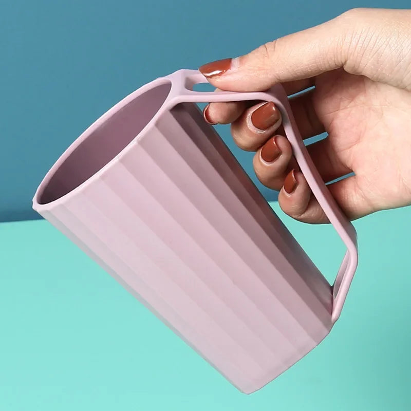 MUG porte brosse à dents