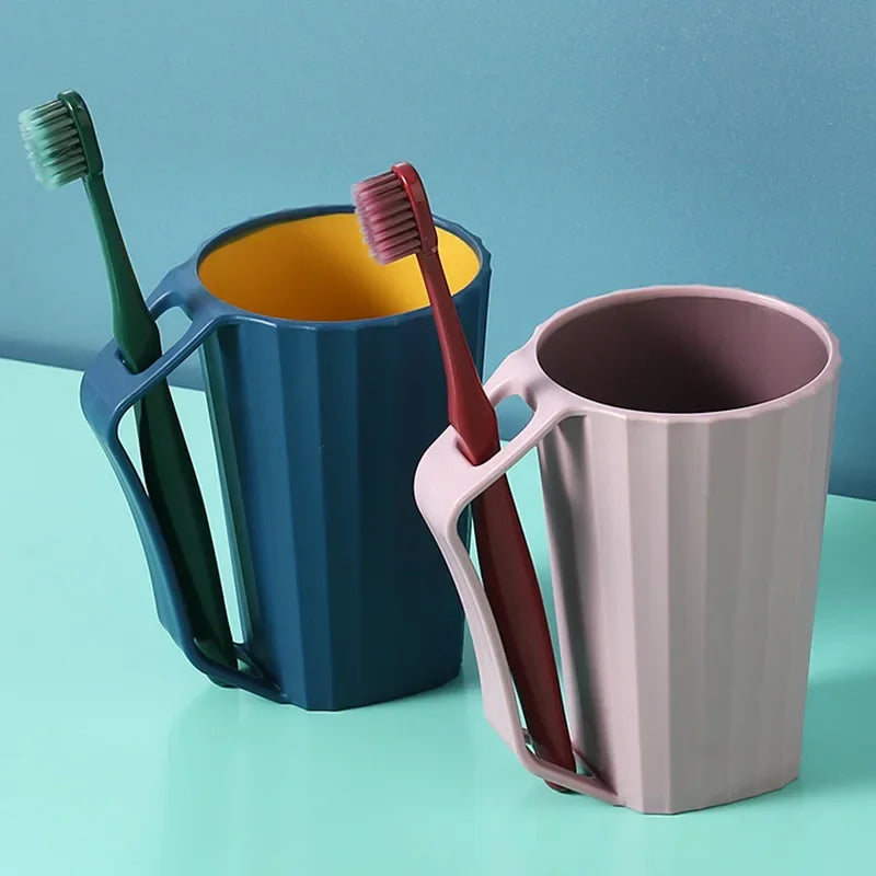 MUG porte brosse à dents